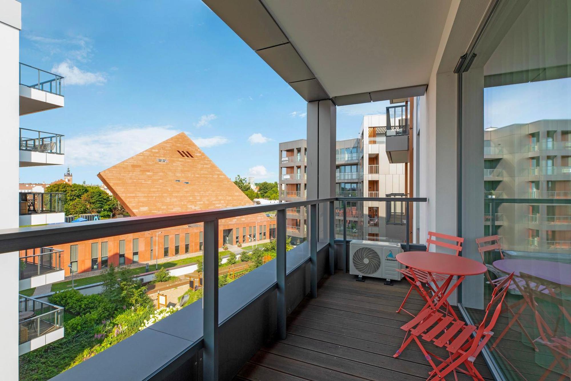 Brabank Riverside - Sauna, Business & Gym By Downtown Apartments Gdansk Bilik gambar